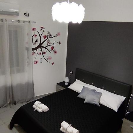 Casa Vacanze Campanella - Apartment At The Zisa 巴勒莫 外观 照片